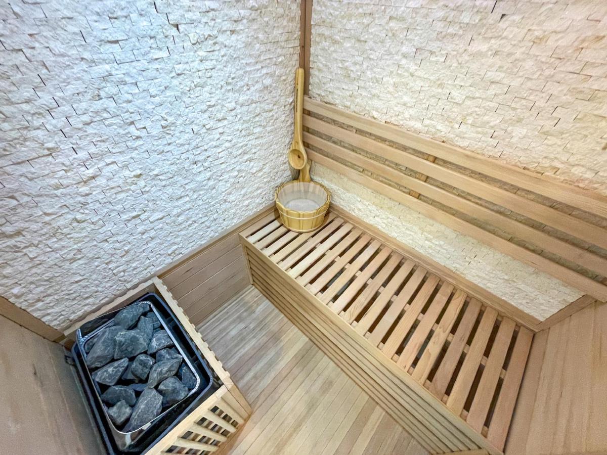 Votre Escale Boule D Or Sauna & Spa Ньор Экстерьер фото